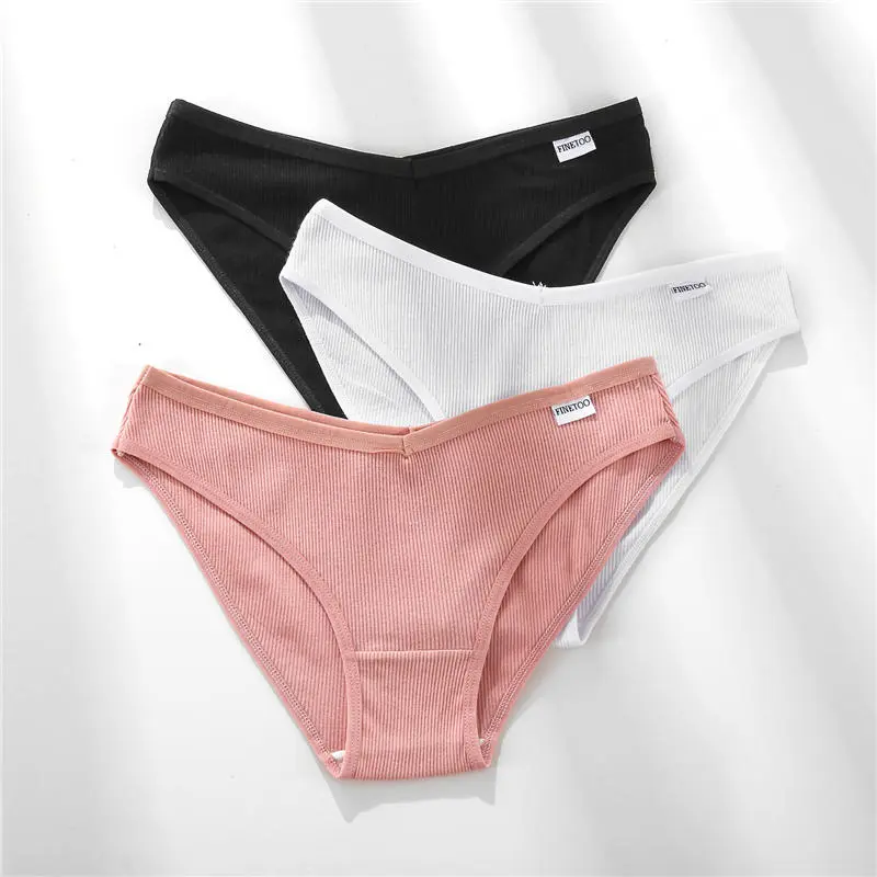 Women's Breathable Cotton Panties 4 Pcs Set Women's Breathable Cotton Panties 4 Pcs Set